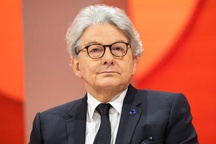 Scandal in the “Atlantic brotherhood”: Former EU official hit with U.S. visa ban urges bloc to fight back