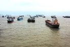 U.S. dangles rewards for opening the Strait of Hormuz. Iran isn’t budging