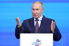 Vladimir Putin: “We see the positive trends in the Russian economy gaining strength”