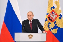 Vladimir Putin: “The truth is with us, and behind us is Russia!”