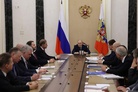 Vladimir Putin held a meeting on the situation in the global oil and gas market
