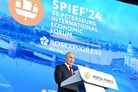 Vladimir Putin: There is a real race between countries in the world to strengthen their sovereignty