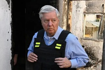 Terrorist senator is ready to kill Americans for the sake of aggression against Iran